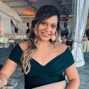 Meet your Posher, Laurynn